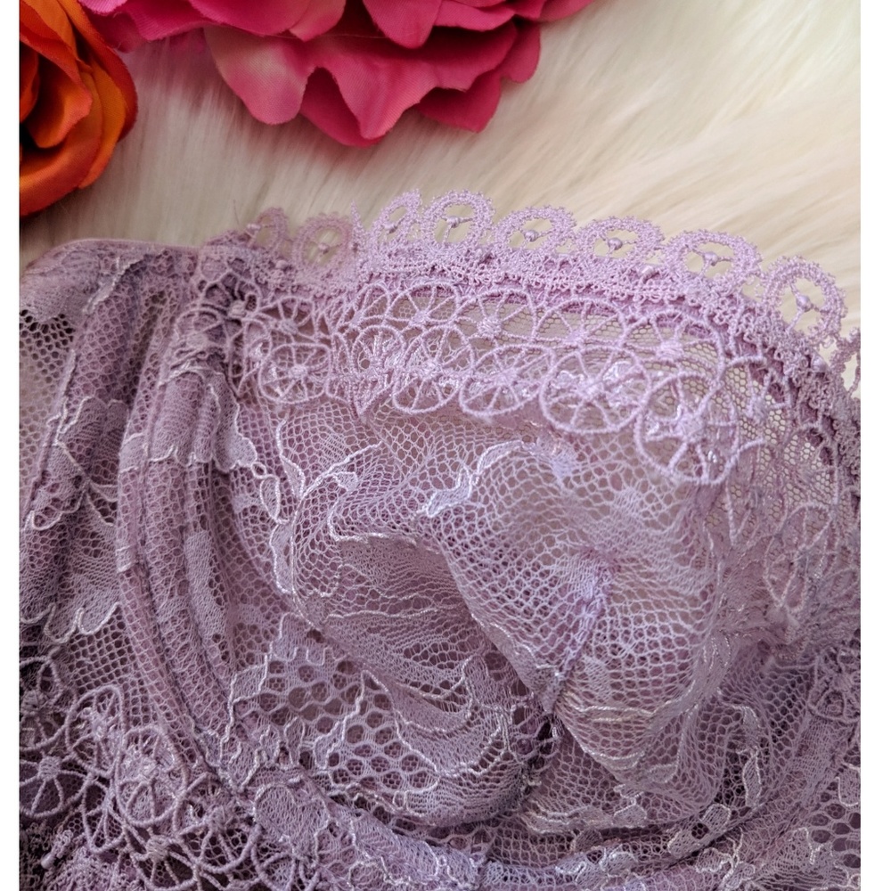 Nwt Victoria's Secret Very Sexy Strapless bra - Picture 2 of 3